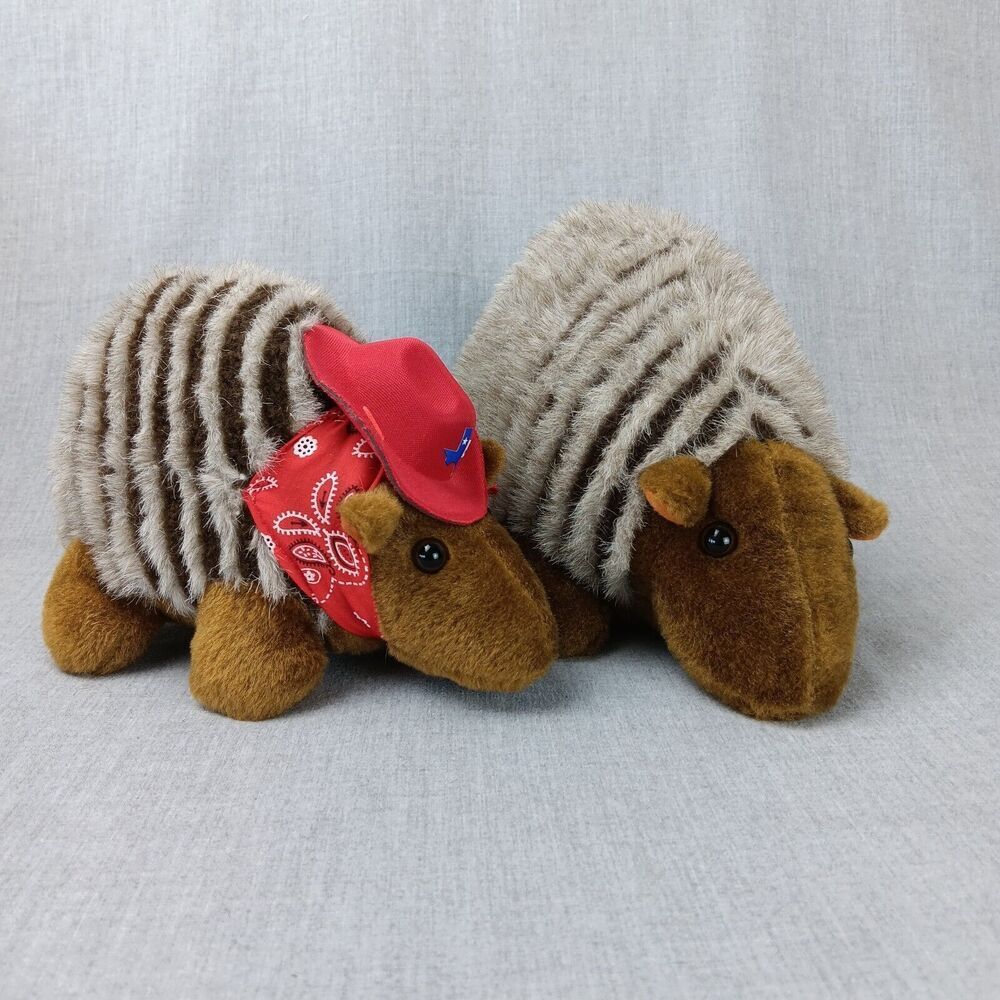 Buckaroo Bandits Armadillo Plush Red Bandana Texas Cowboy Hat Plus Friend Lot